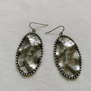 4/$20Wavy Oval Textured Metal Dangle Drop Earrings